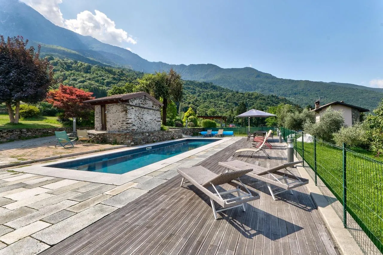 Chalet Con Piscina E Vista Panoramica Colico Italien