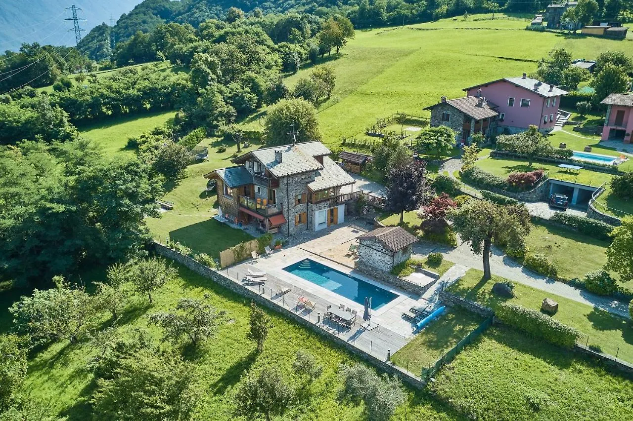 Chalet Con Piscina E Vista Panoramica Colico Italie