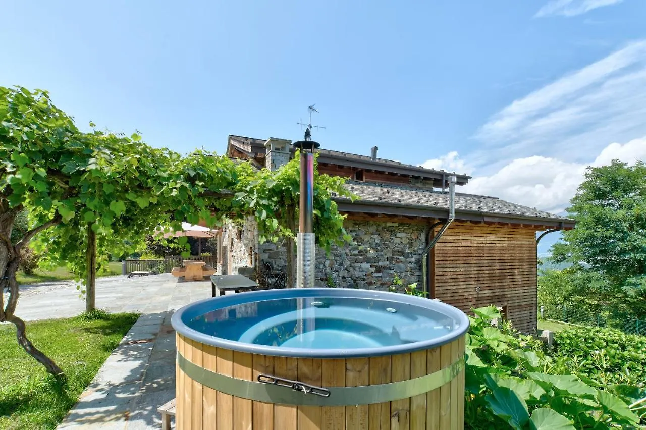 Chalet Con Piscina E Vista Panoramica Colico 0*,  Italie