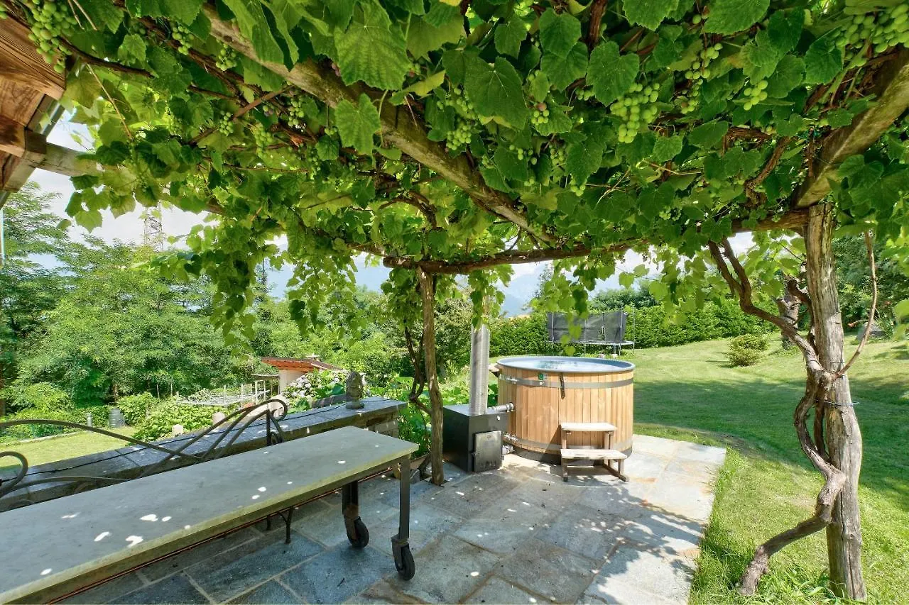 Chalet Con Piscina E Vista Panoramica Colico 0*,  Italy